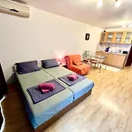 아파트 Julia Vigo Panorama