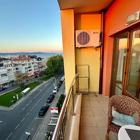 Julia Vigo Panorama Lägenhet Nesebar