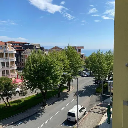 Julia Vigo Panorama Апартамент Несебър