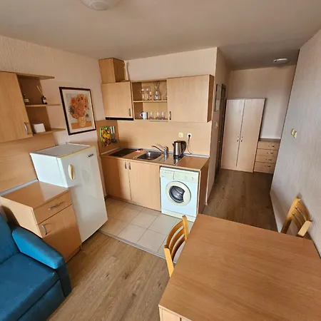 Julia Vigo Panorama Apartment Nesebar