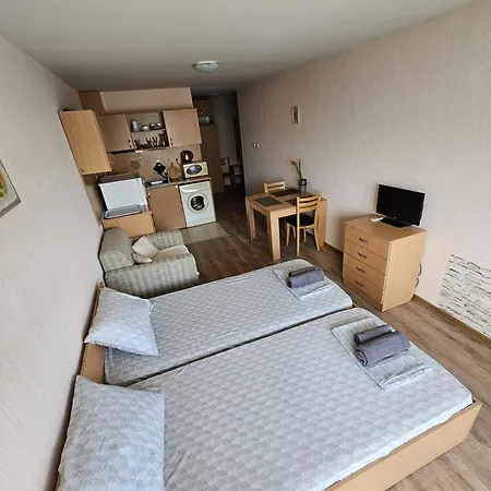 Julia Vigo Panorama Apartment