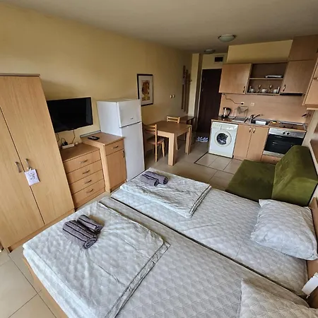 Julia Vigo Panorama Apartment Nesebar