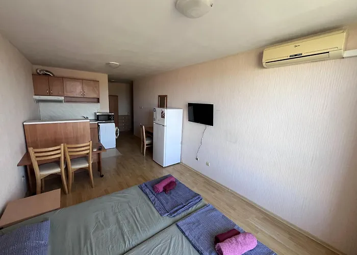 Julia Vigo Panorama Апартамент Несебър